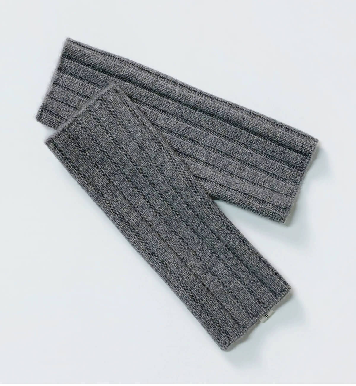 women's cashmere fingerless gloves with rib knit in grey color 