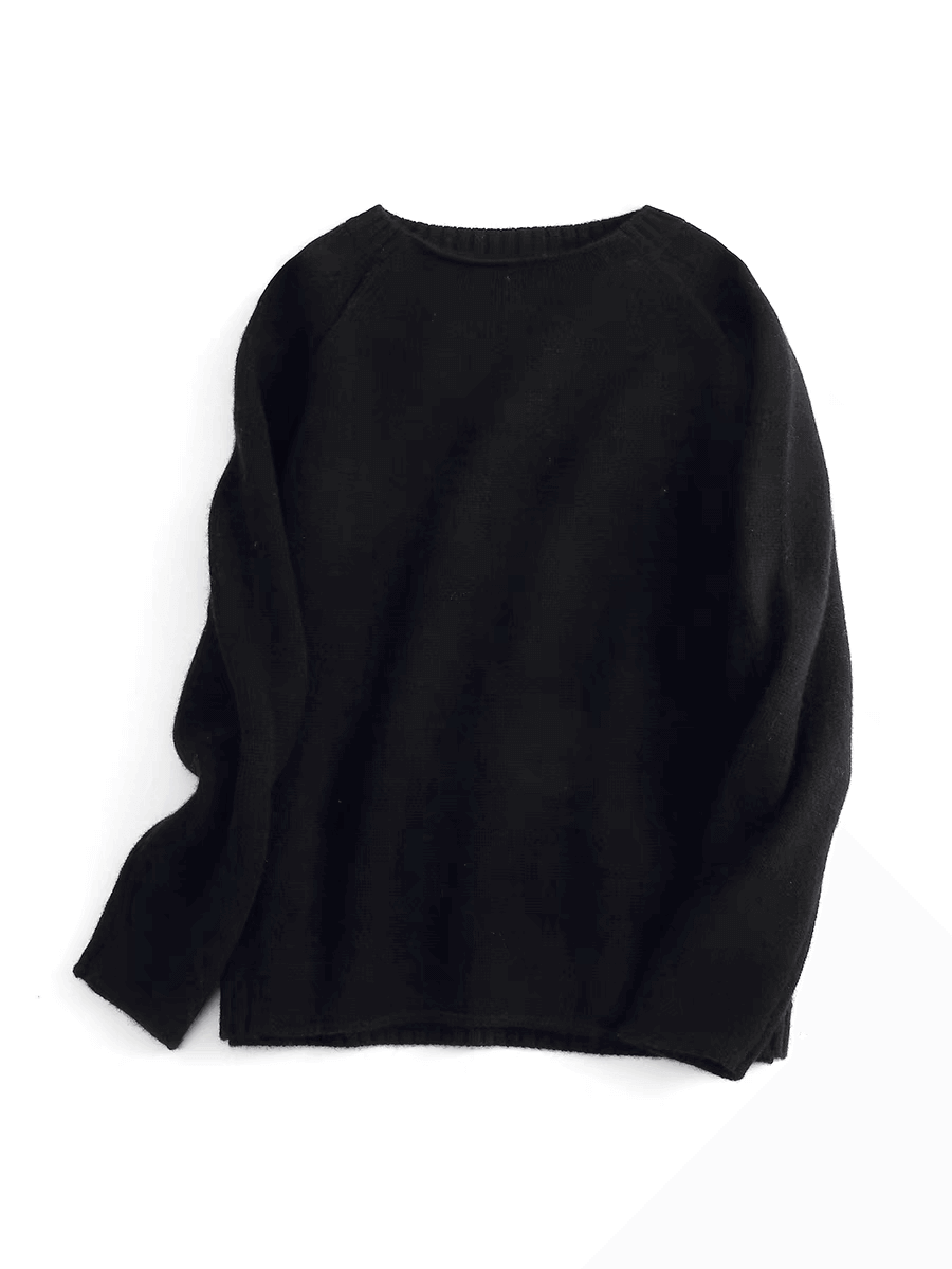 Luxurious 100% Cashmere Crewneck Sweater for Women in jet black 