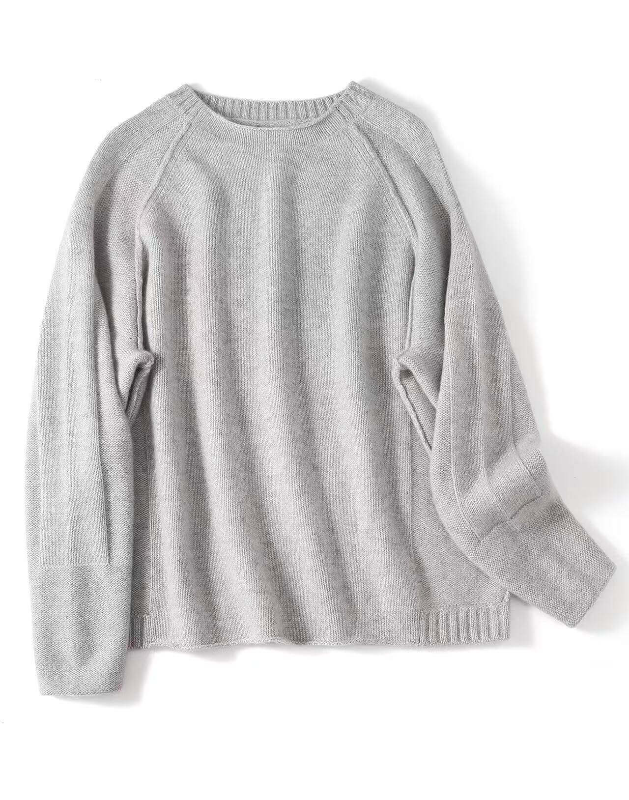 Luxurious 100% Cashmere Crew neck Sweater for Women in light grey 