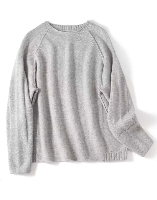 Luxurious 100% Cashmere Crew neck Sweater for Women in light grey 