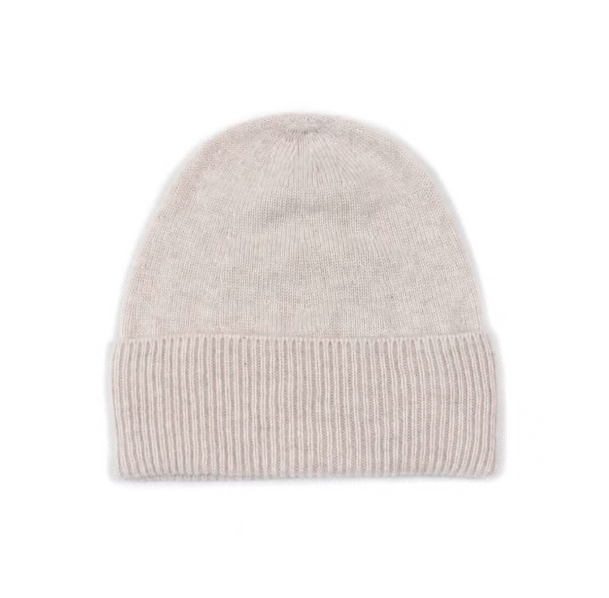 women cashmere beanie in oatmeal color 