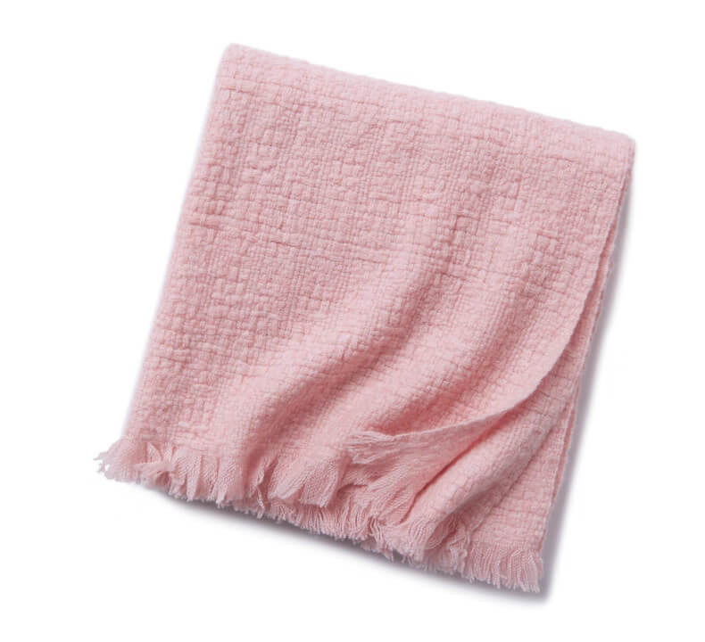Pink woven cashmere scarf with plush fulling texture for women