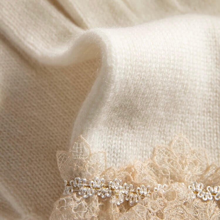 Women’s cashmere gloves lace wrist design